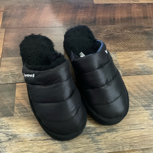 Bearpaw Black Puffy Slipper 9 - Picture 1 of 6